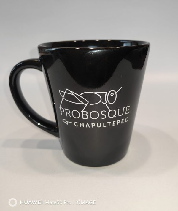 Taza Chapulín Negra Pro Bosque Chapultepec