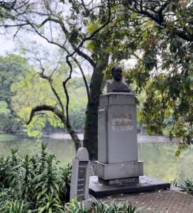calzada de los poetas primera sección