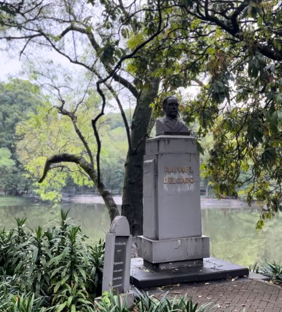 Calzada de los poetas bosque de chapultepec
